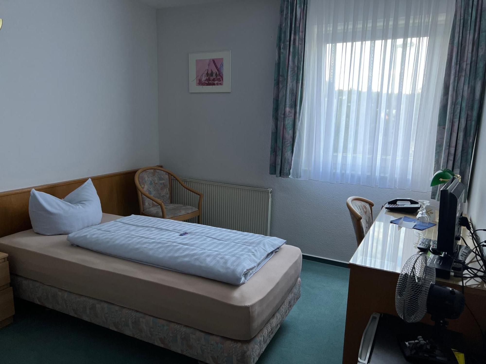 Niebuhrs Hotel Фридрихсдорф Номер фото